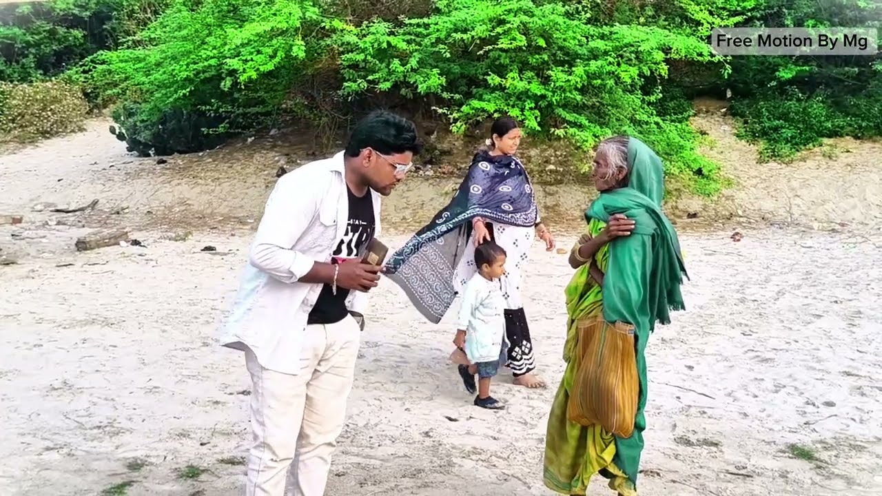 এই সকল অসহায়ের মুখে হাসি ফোটালে উপরওয়ালা খুশি হয় এমন এক মায়ের সাথে দেখা হয়ে গেল। 