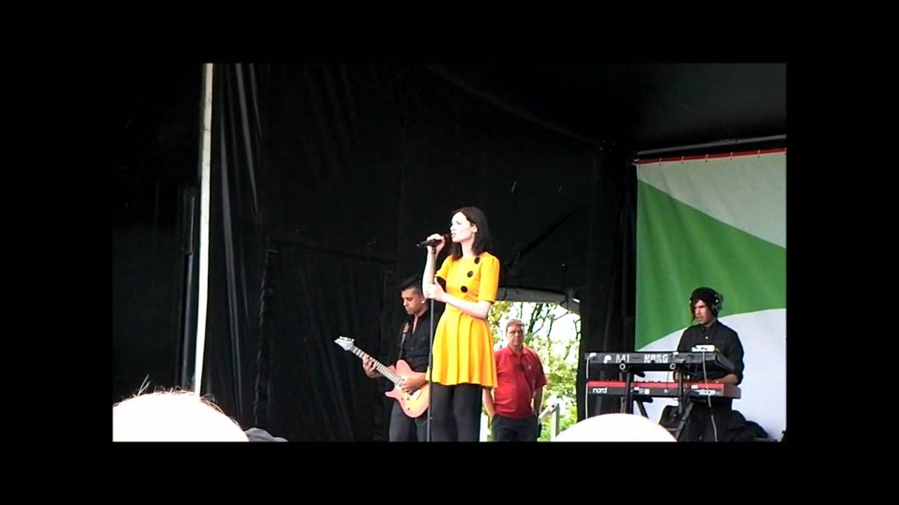 Sophie Ellis-Bextor Bents park South Shields
