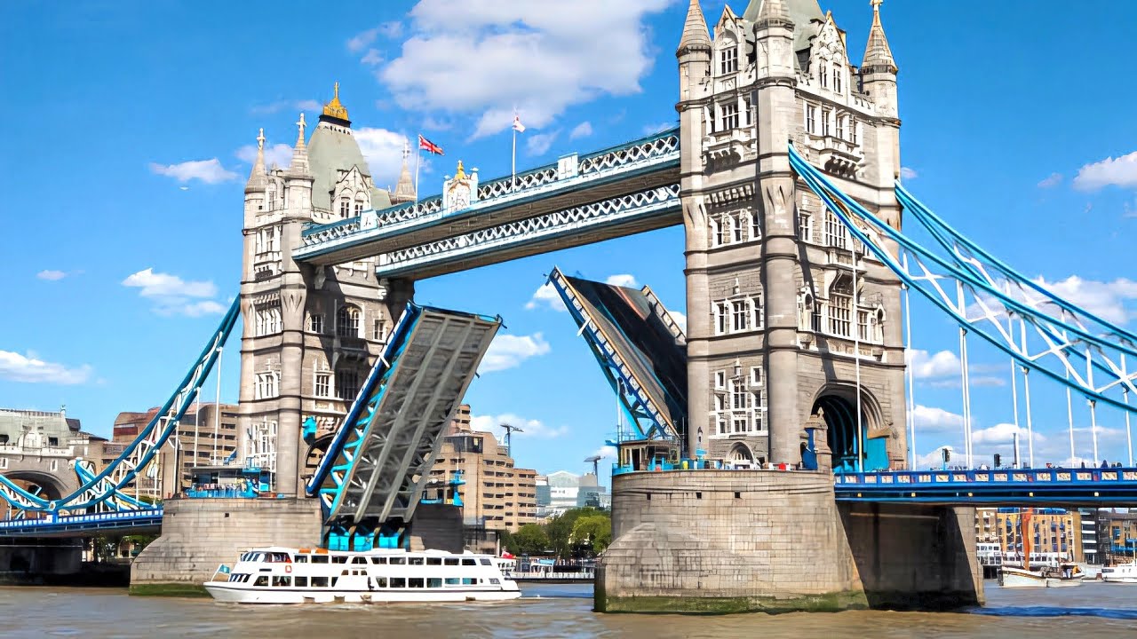 Tower Bridge: Stunning Opening and Closing Views in 4K