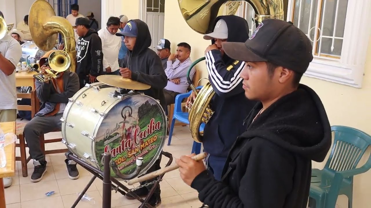 MANITA ARRIBA😱😮, es momento de APLAUDIR con un CHINGO DE GANAS A ESTOS JEFES, la NETA que PERRO son