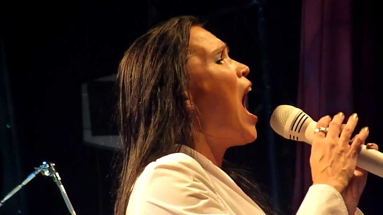 Tarja - Over the hills & far away - LIVE PARIS 2012