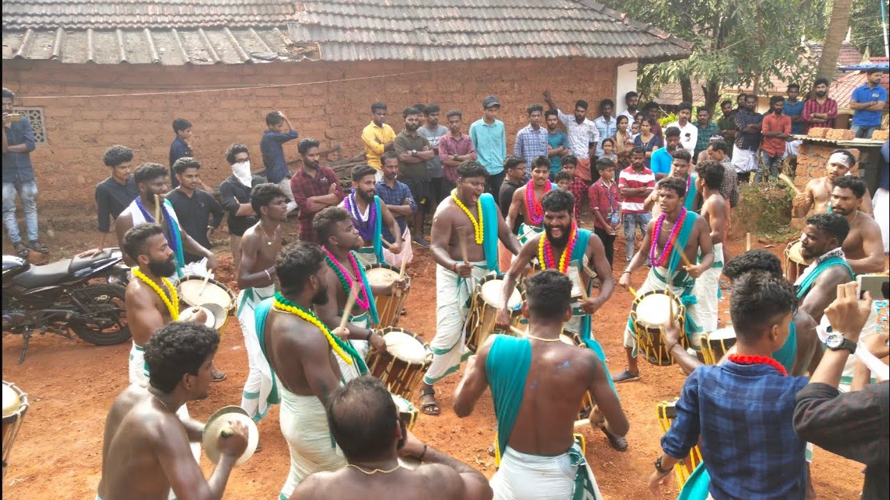 പുതുപുത്തൻ വെറൈറ്റികളുമായി കലാകാരൻ ശിങ്കാരിമേളം😍👏 കോട്ടിയട്ടുമുക്ക് പൂരം
