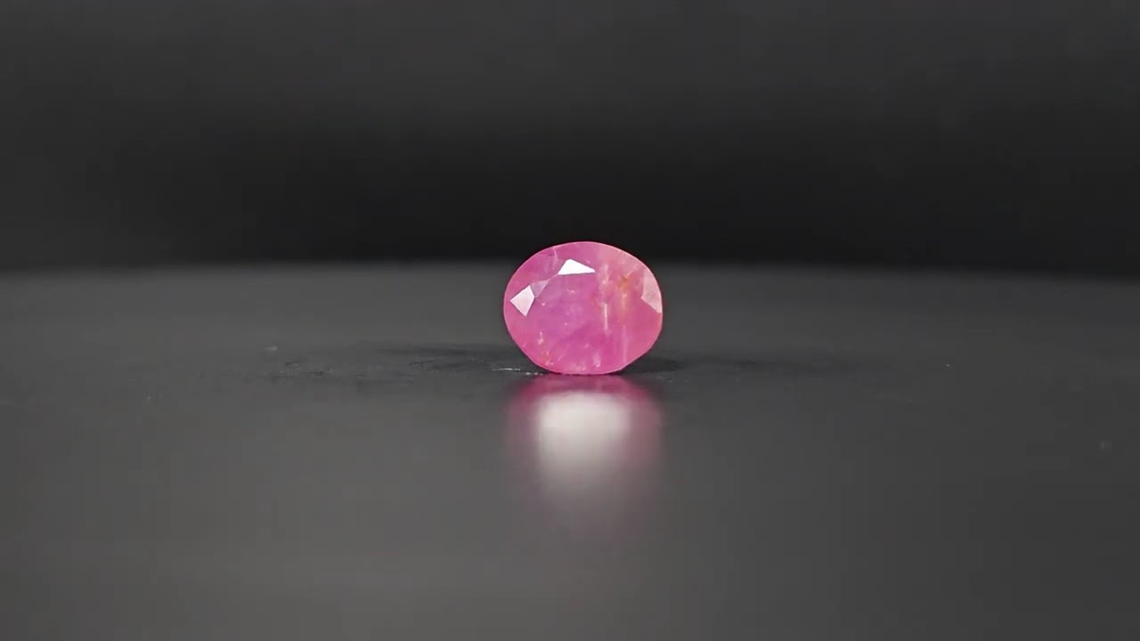 4.66 Carats Natural Guinea Mines Ruby Certificate no. AK1309160106