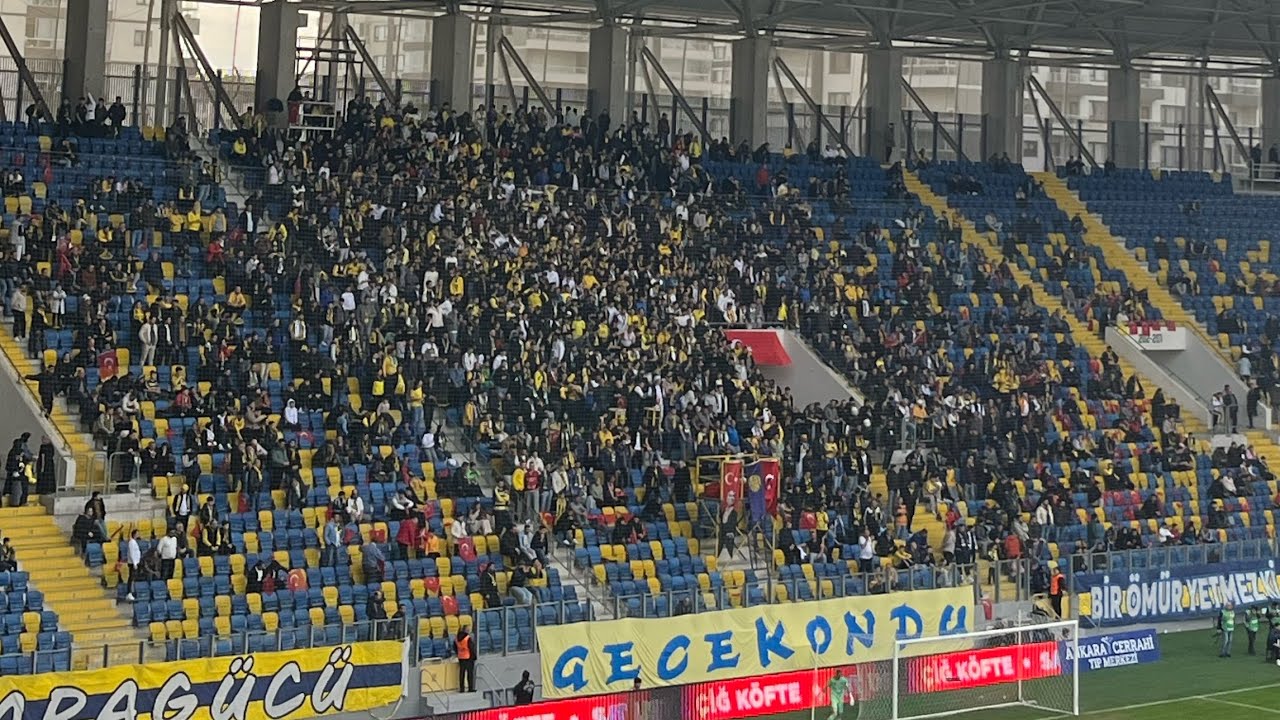 Bütün Stad “Hep Beraber Hep Beraber Şanlı Başkent”