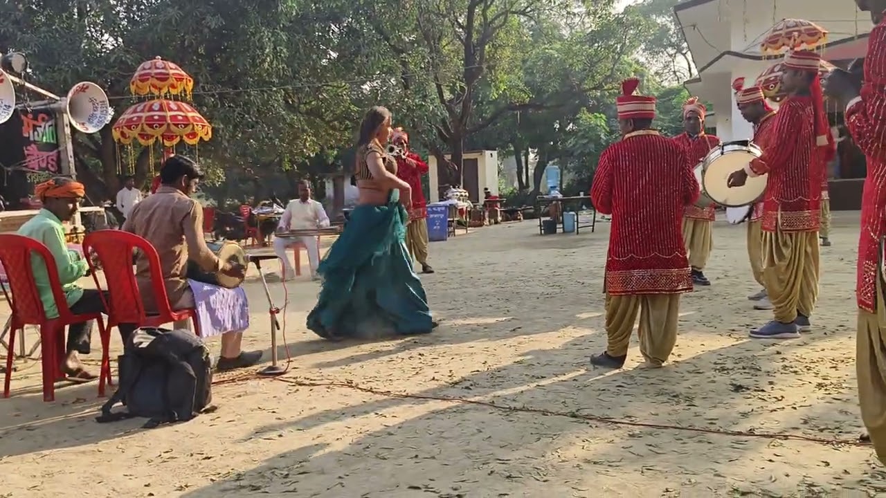 मंजीत बैंड 2 डांडी चट्टी कोपागंज मऊ   9616515314