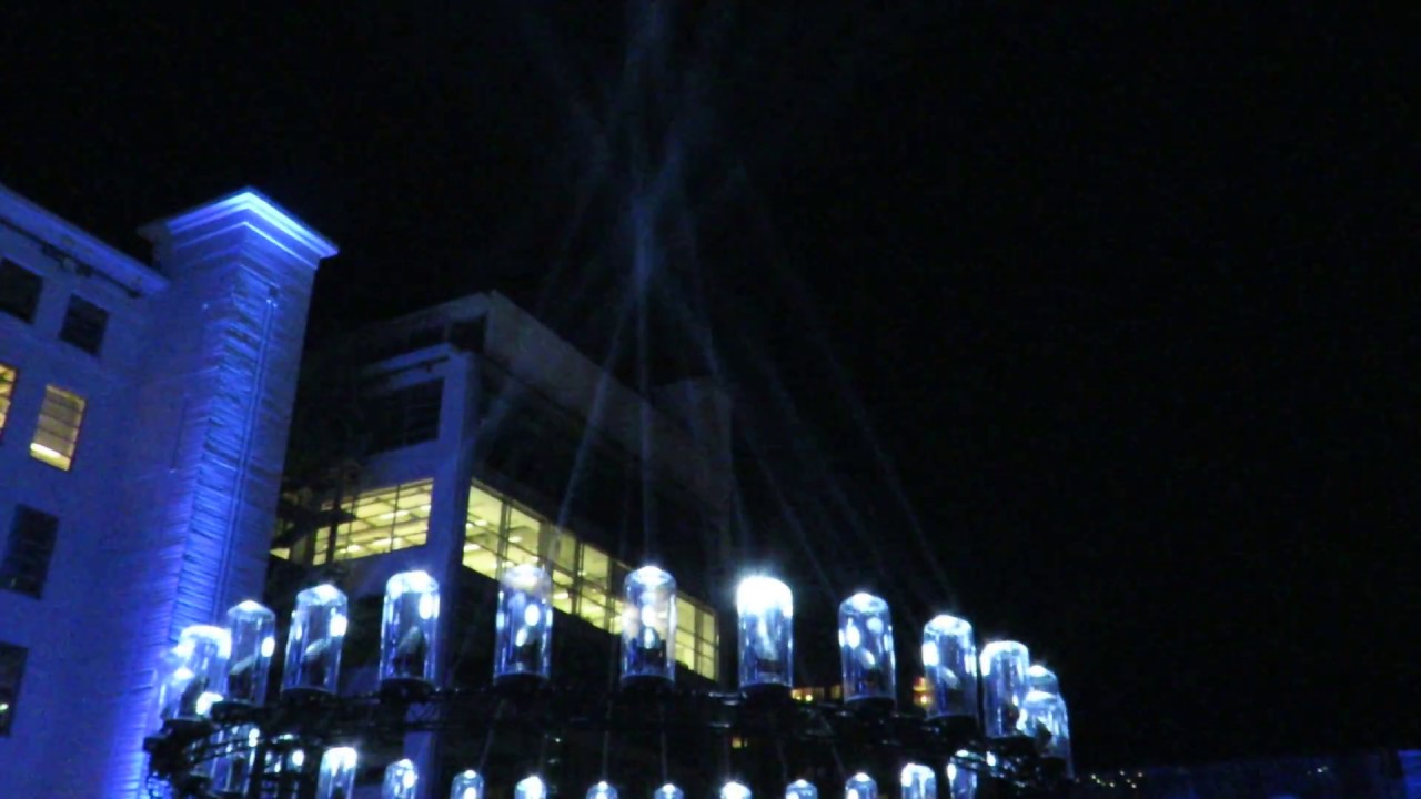16-11-2016 GLOW Eindhoven ‘Step into the light' MVI 2224