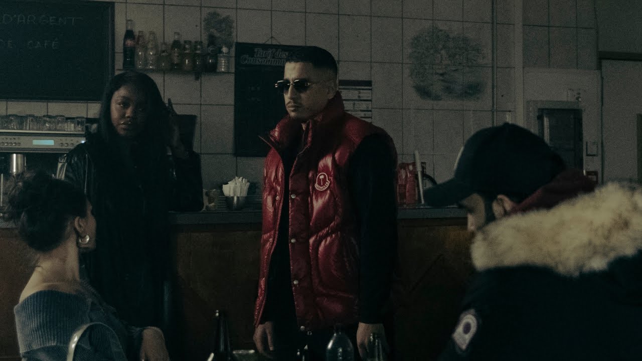 Niaks - TOUT DROIT (Clip Officiel)