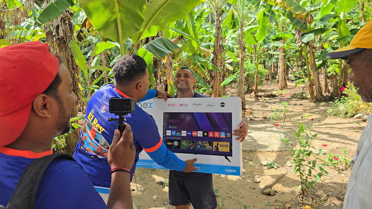Asi Sorprendimos a Rene con un Nuevo Televisor, La vida del Campo