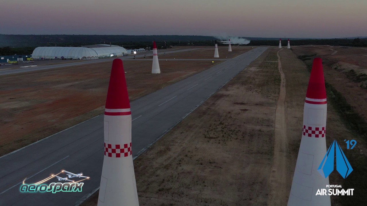 Aerosparx - Red Bull Air Race style, Portugal Air Summit