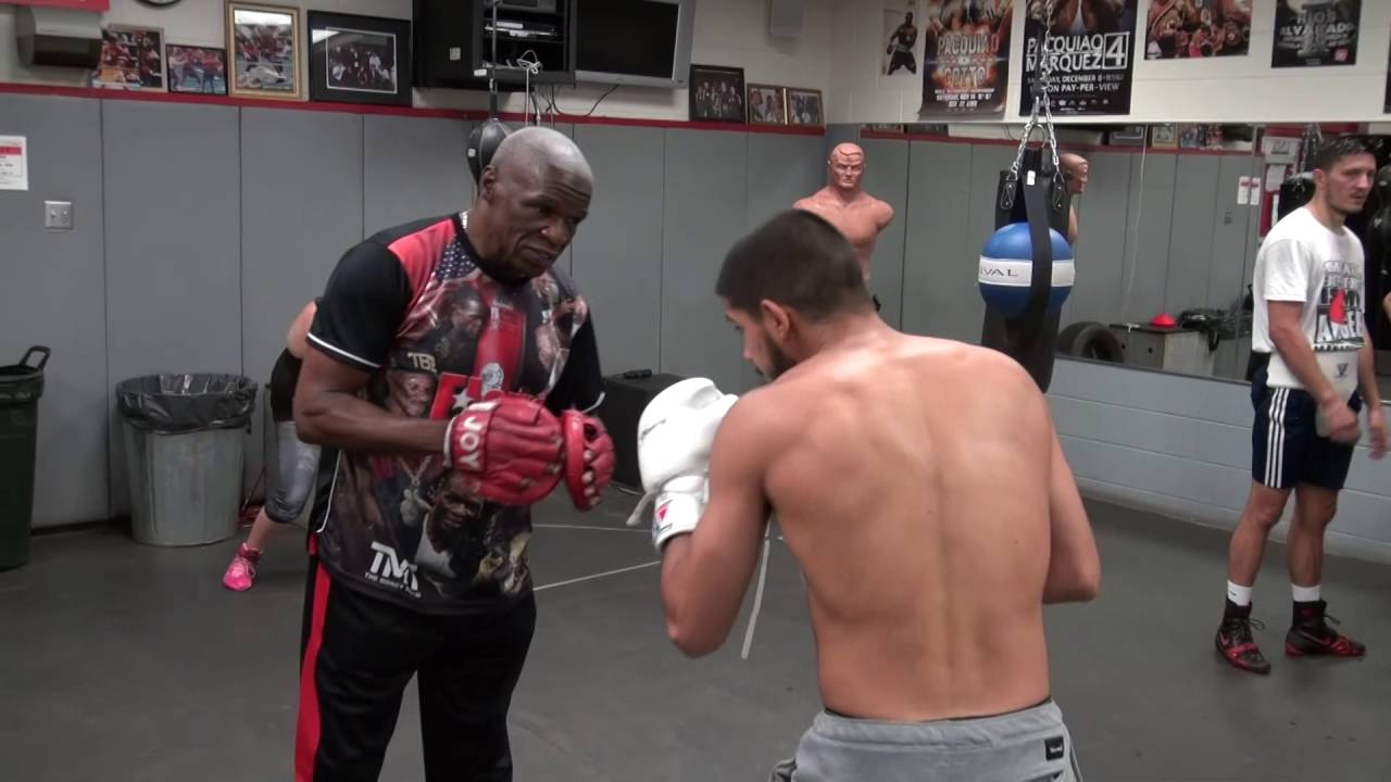 Floyd Mayweather Sr. padwork