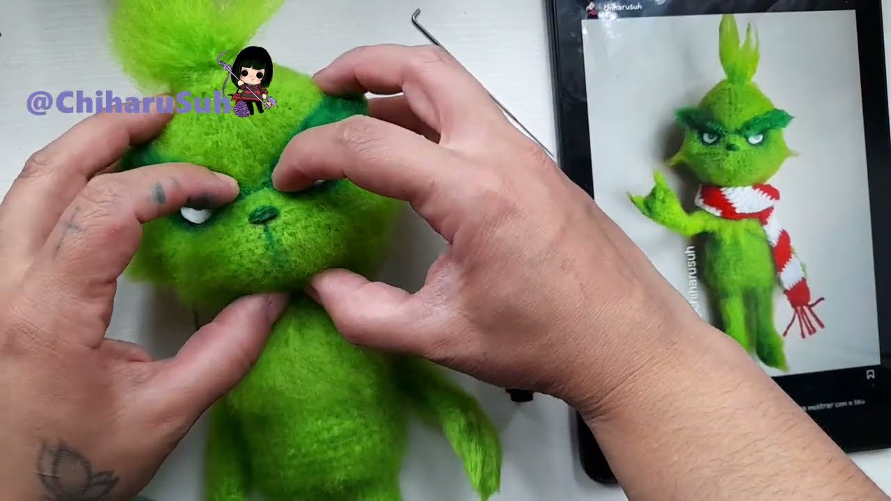 Como Fazer A Carinha do Sr.Grinch ( vídeo auxiliar )