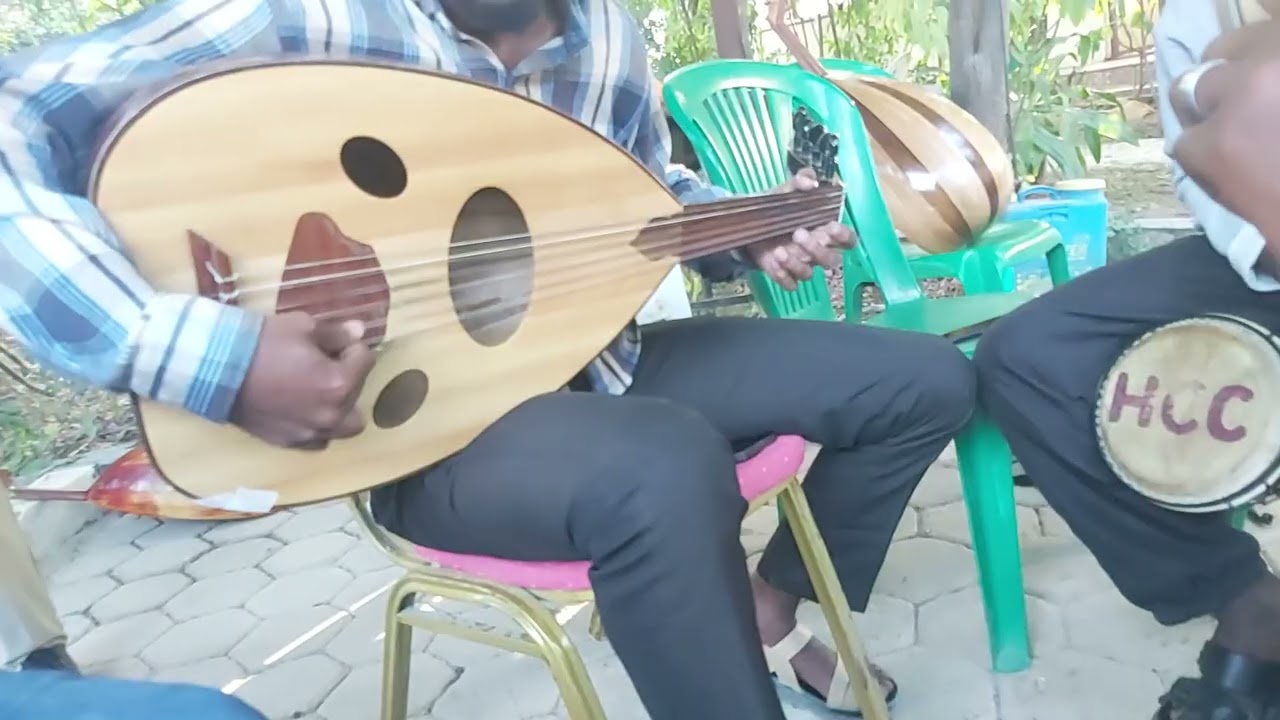 Adna Gacaladaydaaay... Xasuustii Ahmed A Egal oyo Shankaroon Gacantii Mukhtaar