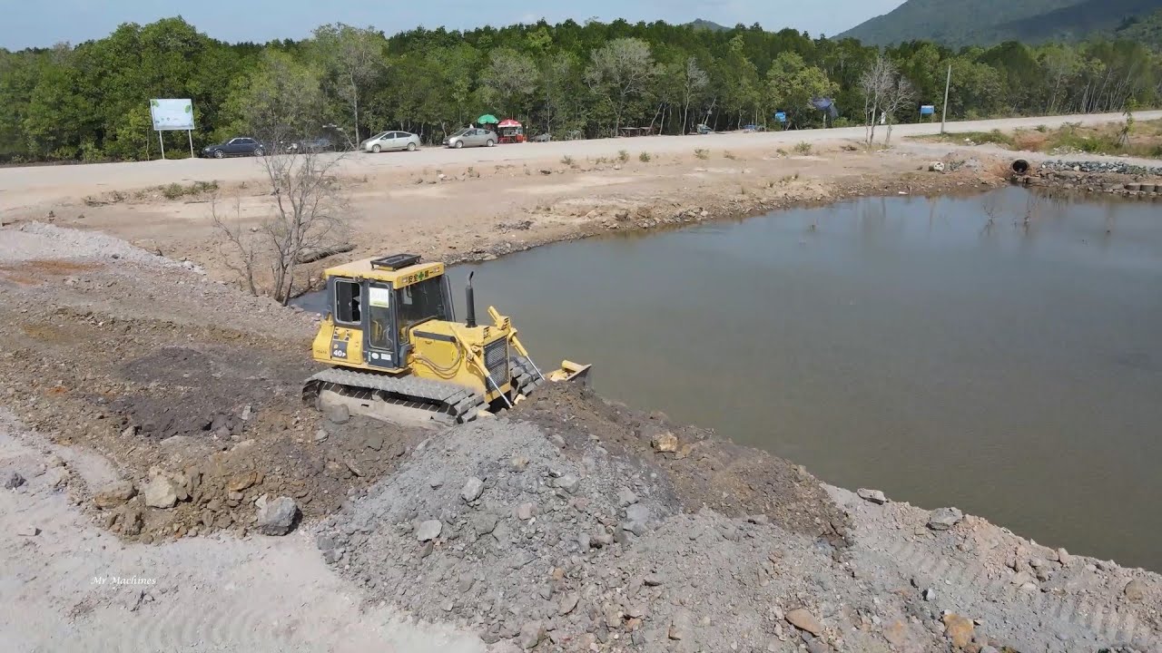 Incredible Mighty Bulldozer & Dump Truck Operator Spreading Dirt into Water on Beach Construction