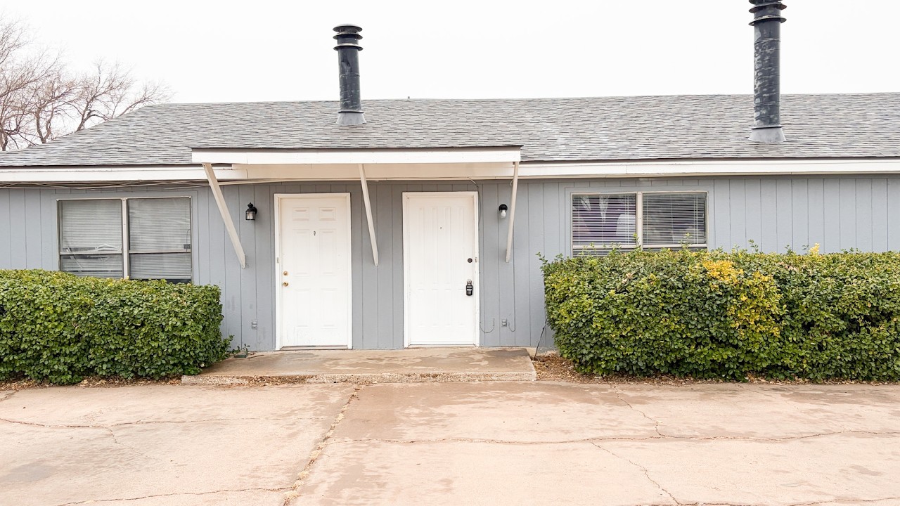 For Rent: 1 bedroom 1 bathroom 6101 36th St. Unit C Property Tour