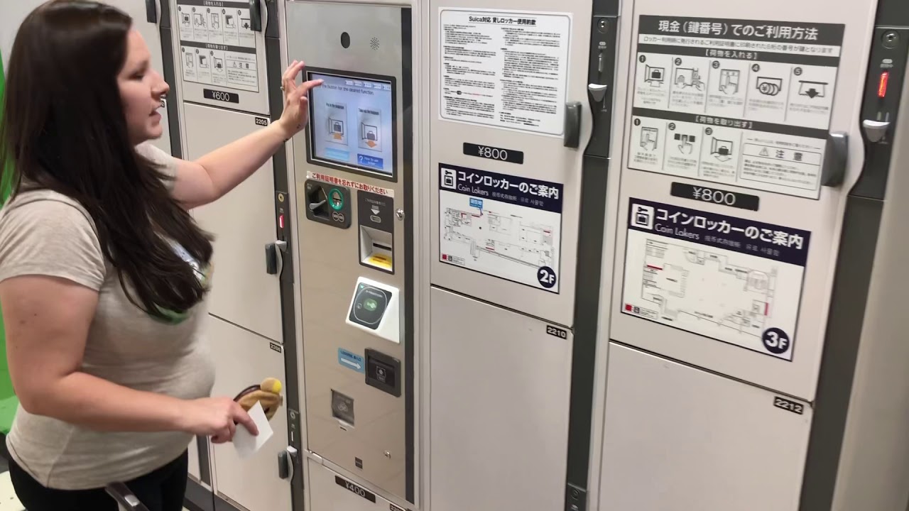 Using a Coin Locker at Hamamatsucho Station