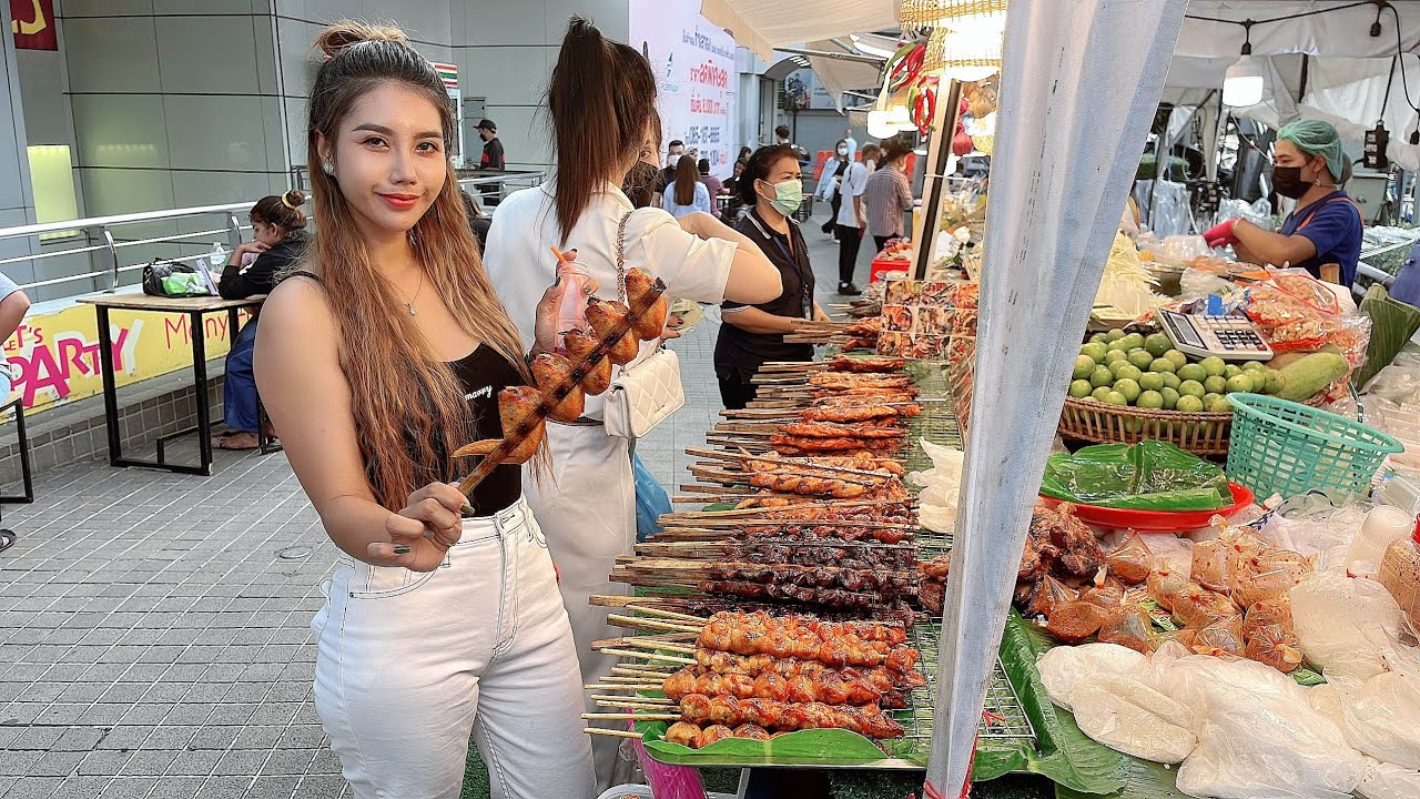 Street food and travel in Thailand