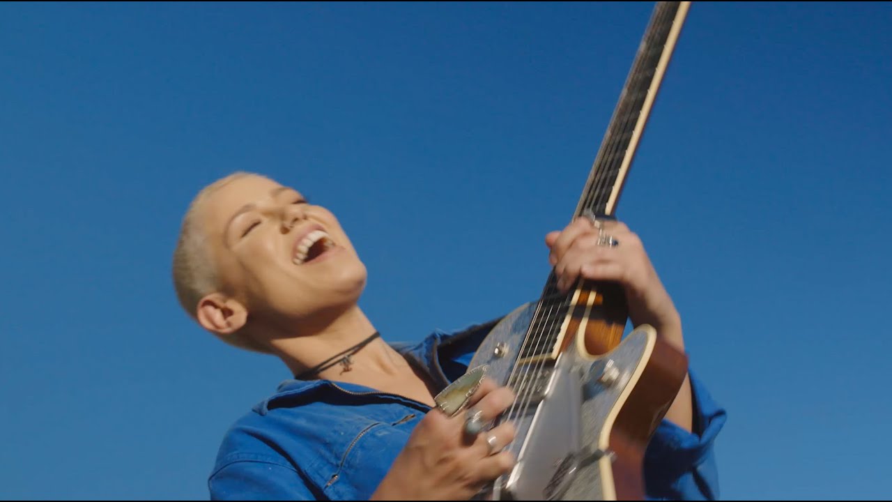 Hevenshe - Wild Wild Heart (Official Video)