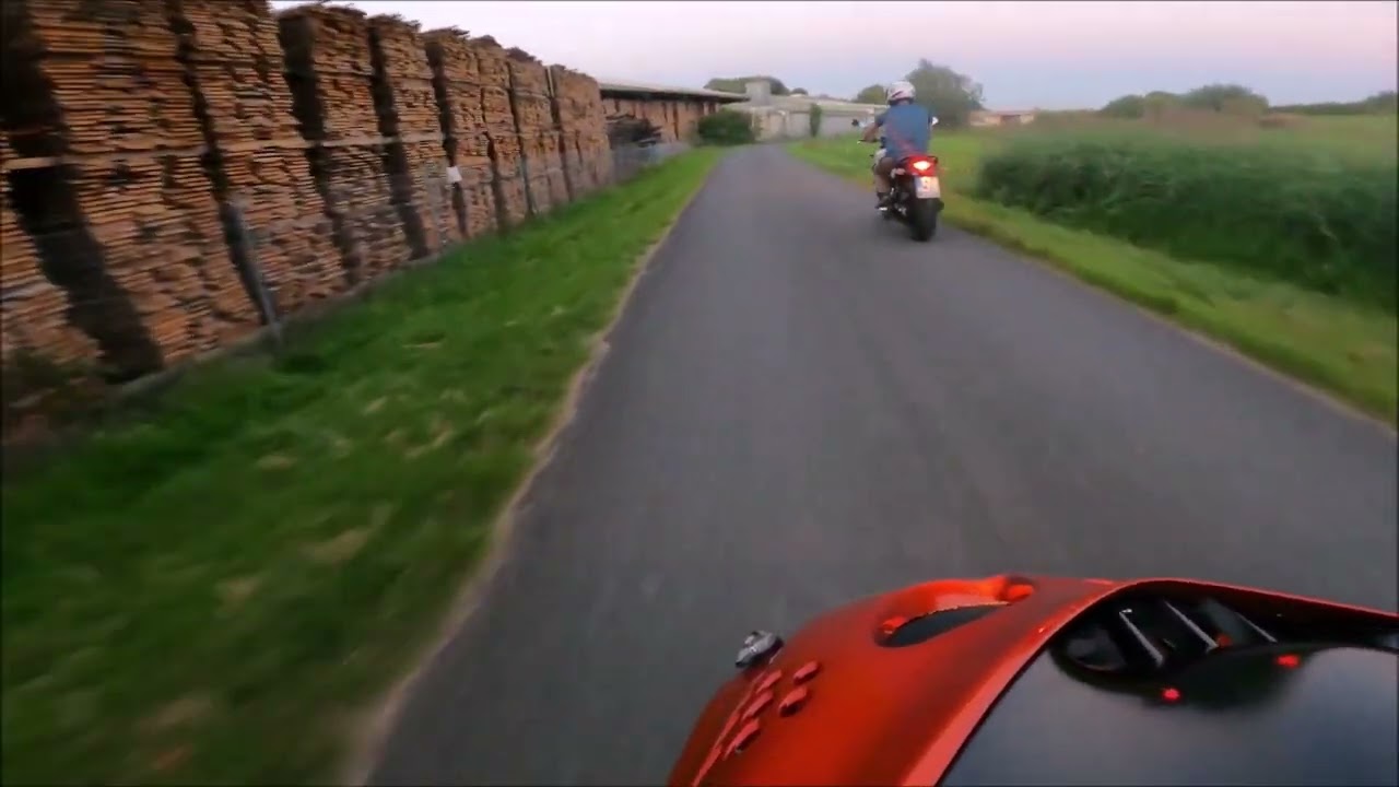 DaveDelicious -St Tropez ( Mein neuer Song )Yamaha Aerox MK II 70ccm Sport pro