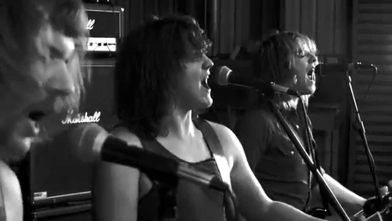BLACK ACES - On The Rocks (Official Video)