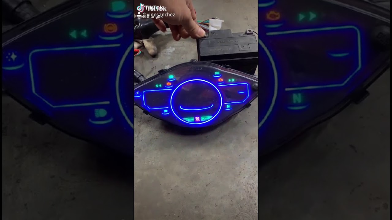 Digital wave 100