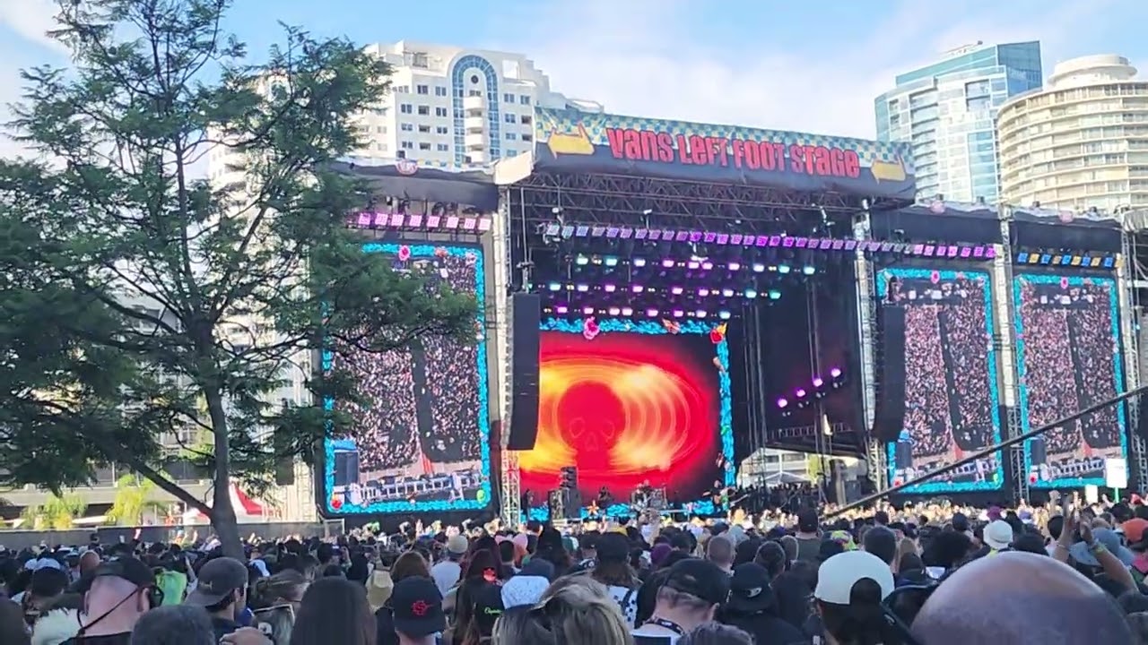 Niki Fm x Ohio Is For Lovers - Hawthorne Heights  - Vans Warped Tour 2025 Long Beach