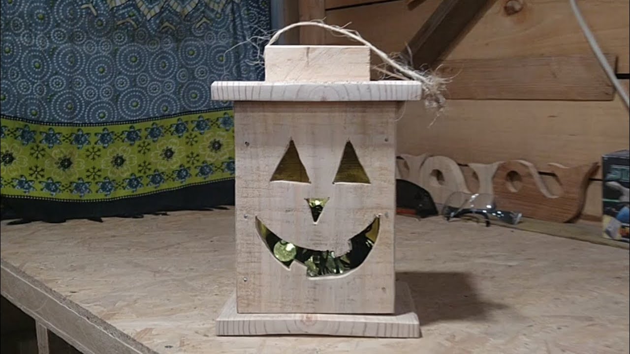 Lámpara básica  Halloween de Madera