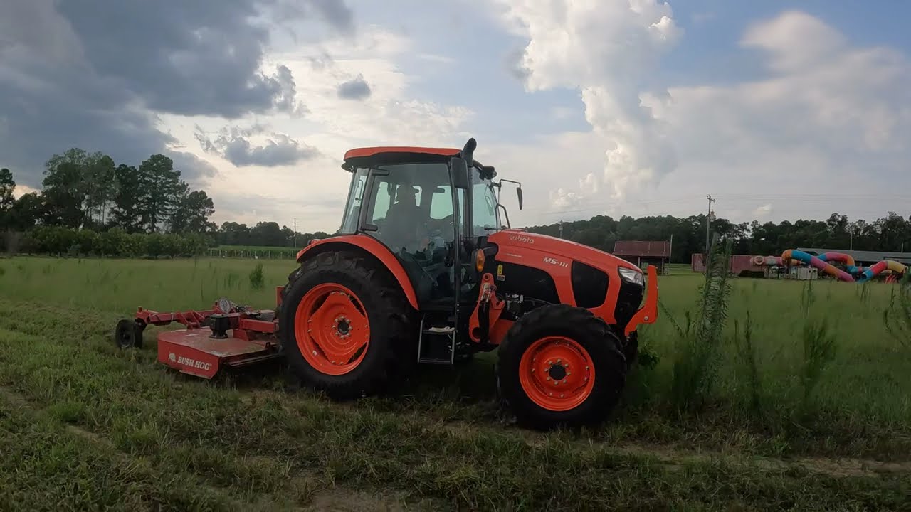 Kubota M5 111