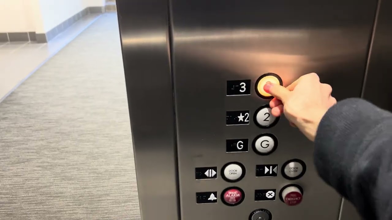 US Hydraulic Elevator #1 (White Circle Fixtures) in Santa Rosa, CA