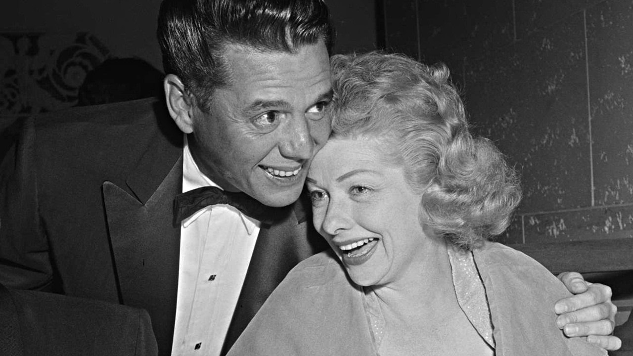 The Awful Ending and Tragic Death Of Lucille Ball & Her Husband