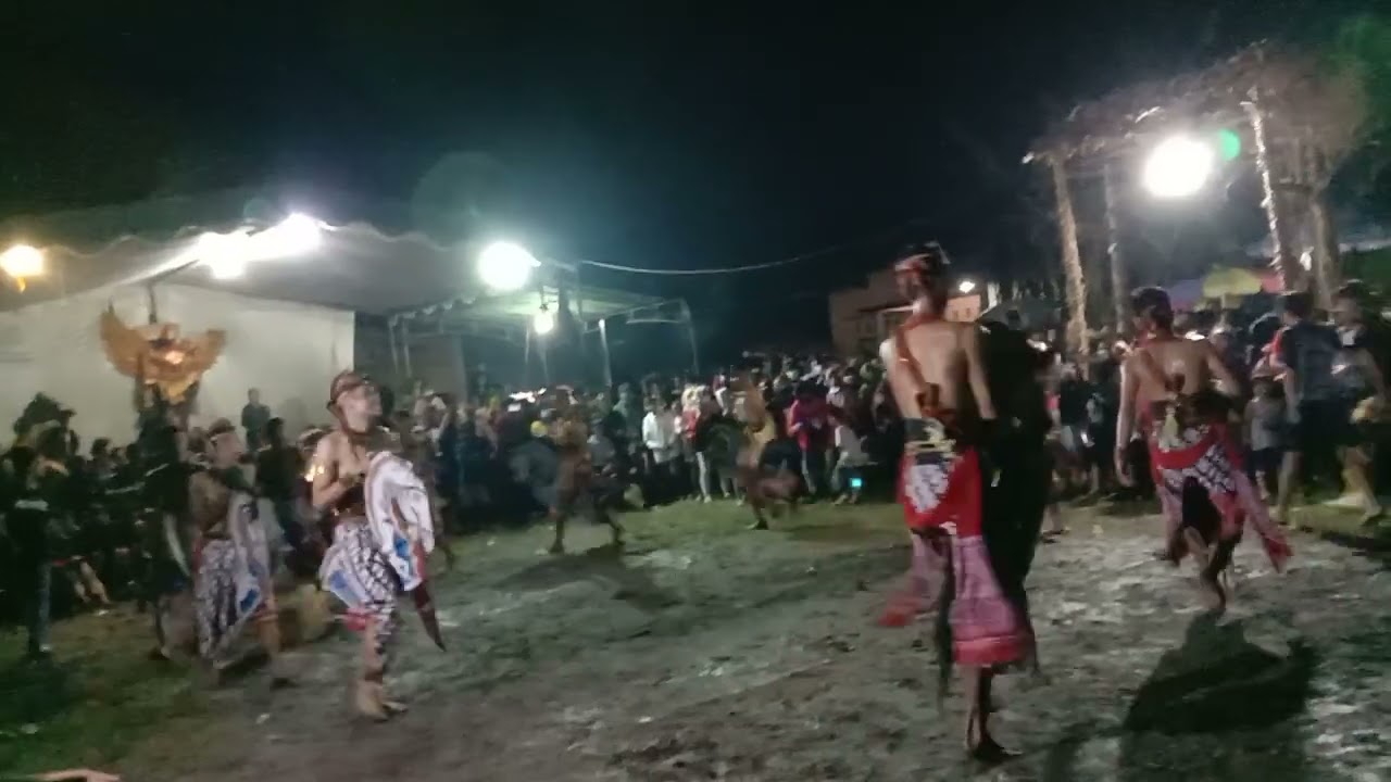 jathilan klasik Tresno Manunggal Budoyo Live in Bajong Banyu, Dusun Dawung, Banjarnegoro, Magelang
