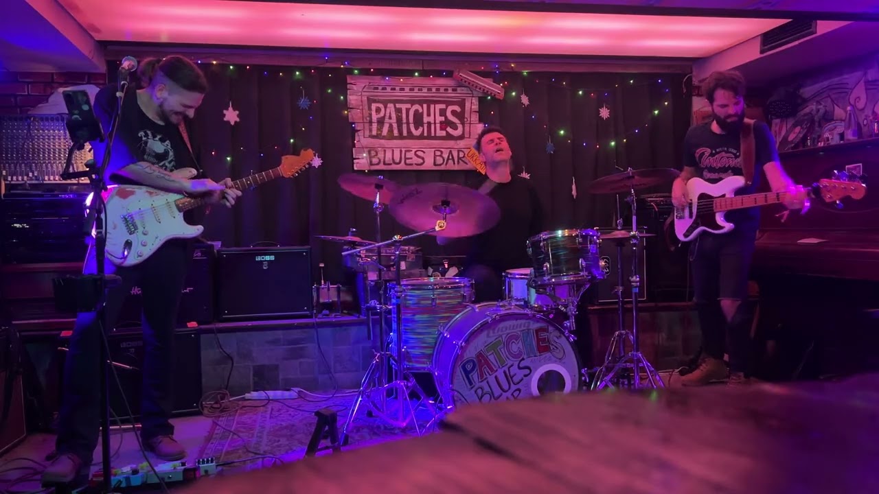 Sakis Dovolis Trio 3
