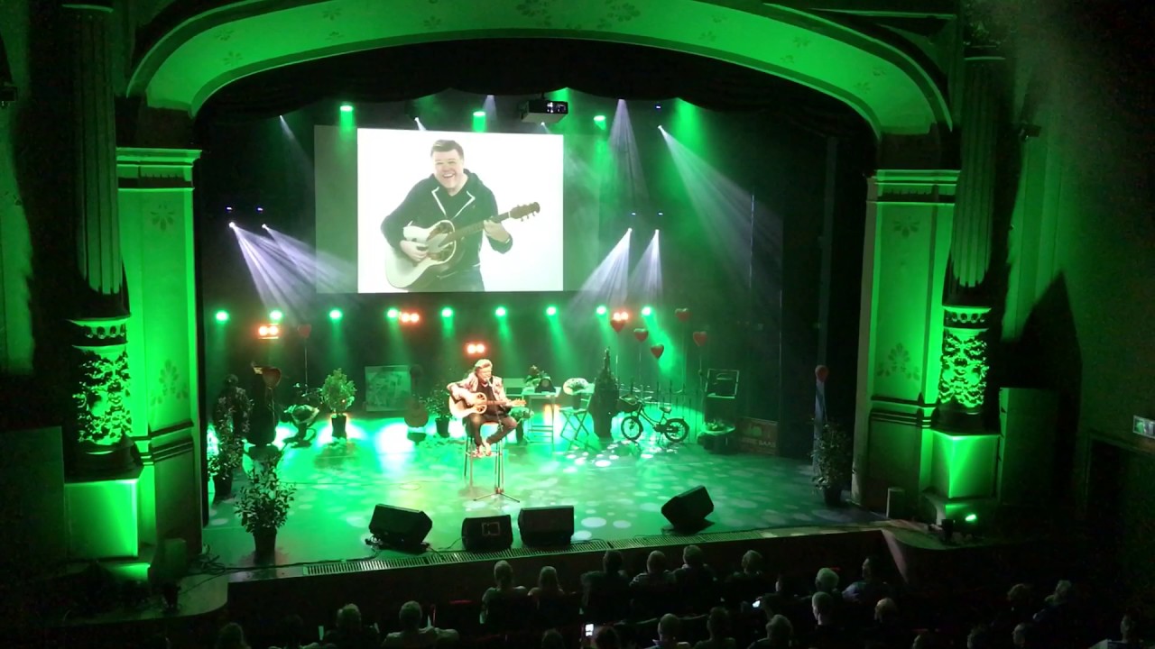 SUPERGAVE TIJD live door René Karst tijdens cd pres. Harten10 in de stadsgehoorzaal in Kampen 7-4-17