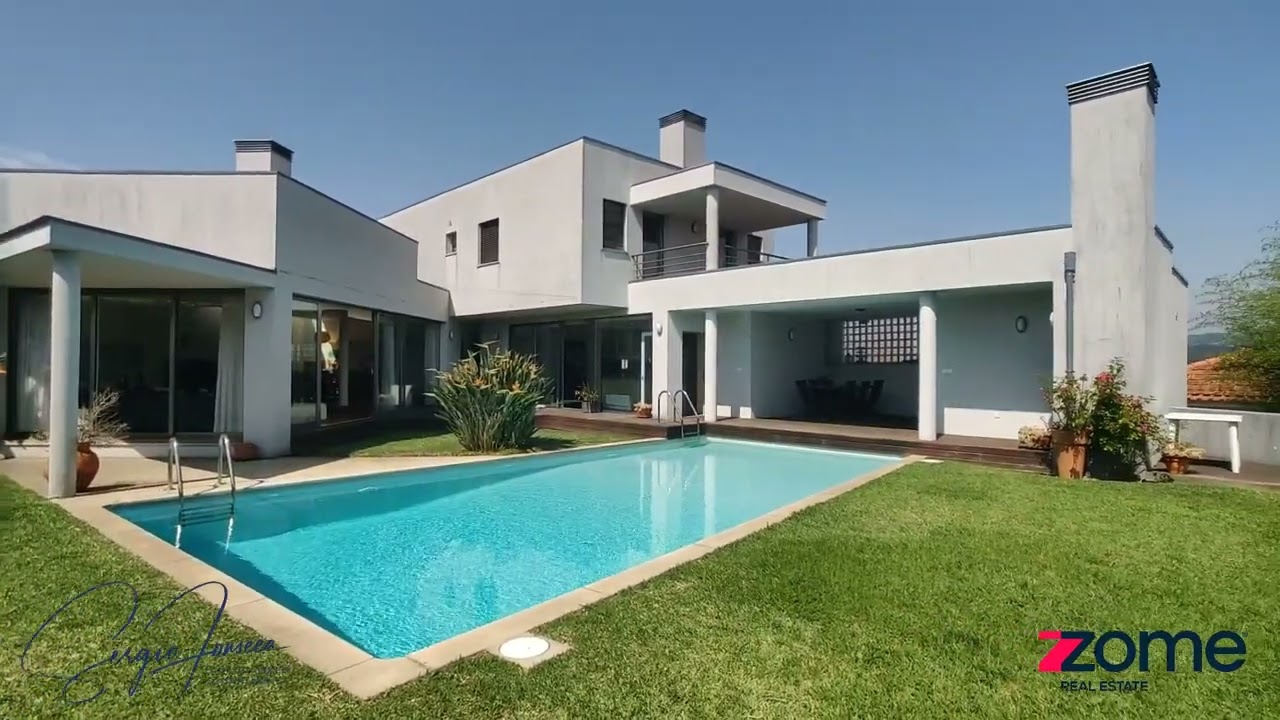 Moradia T3+1 c/ Piscina, Carquejido, São João da Madeira