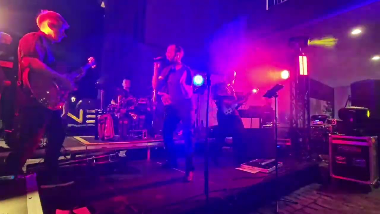 Criatian Alexievici Band - Sex on fire live cover 