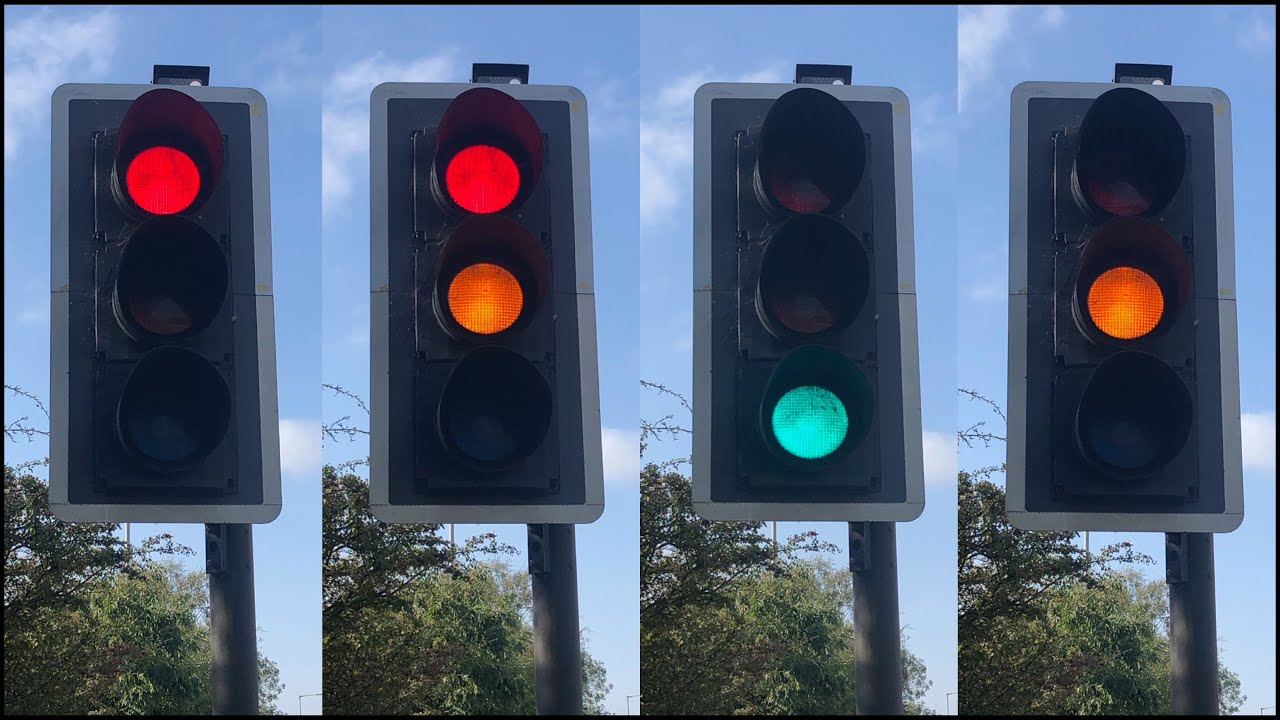 Ipswich: London Road A1214 J/O Dickens Road, PEEK TLED Traffic Lights