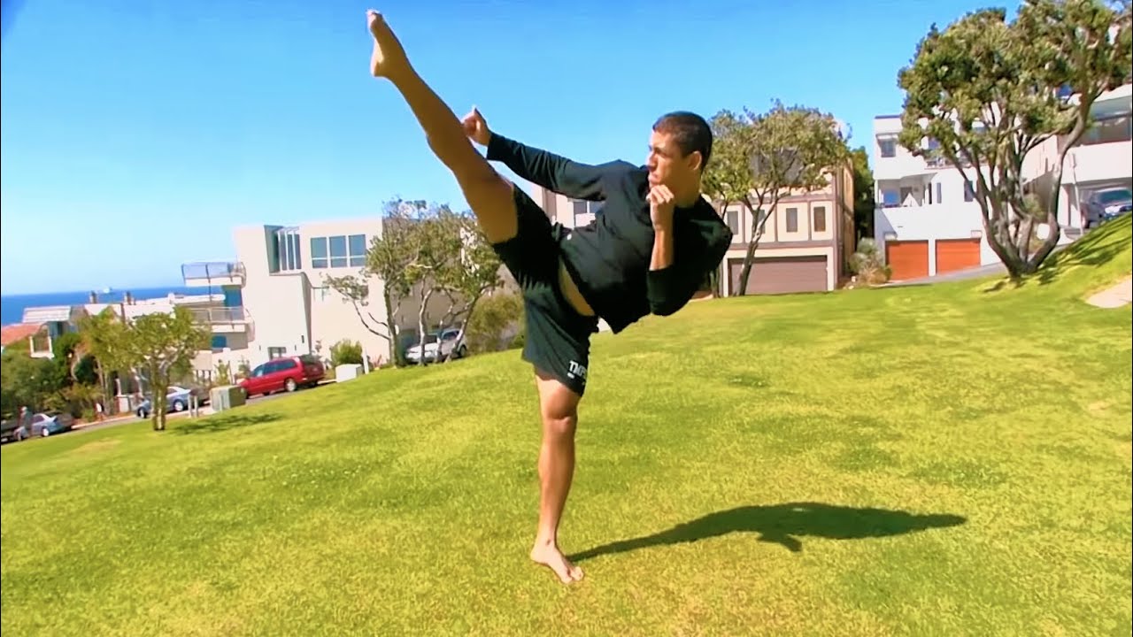 Aprenda o TORNADO KICK • Tutorial em Português