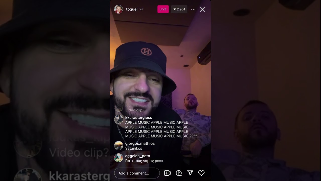 Το live του toquel  στο instagram  πριν βγει το 1111 album