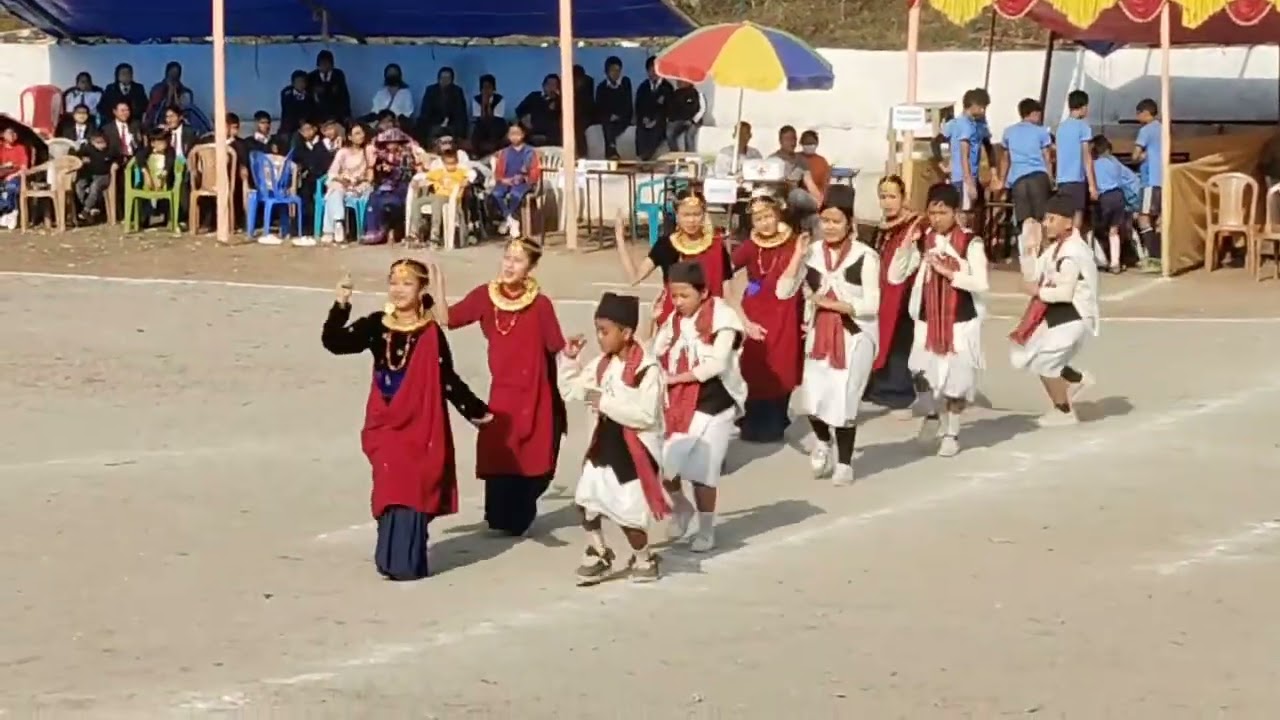 Maraita Jhalala (performance by the student of Dodak Secondary School)