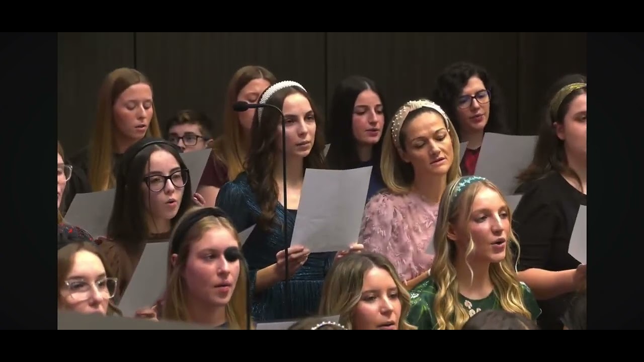 Biserica Elim Chicago, Corul de fete dirijor Corina Palik( Corina Onita).