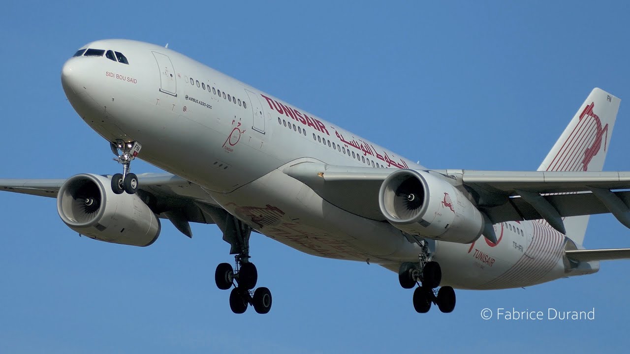 Tunisair A332 landing and take off at Lyon St Exup&eacute;ry [LYS/LFLL]