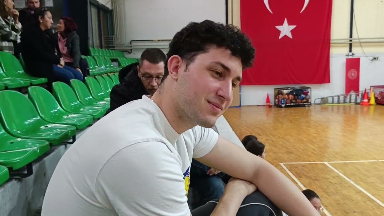 İzmir GOXU U12 basketbol kızlar takımı maç devam ediyor