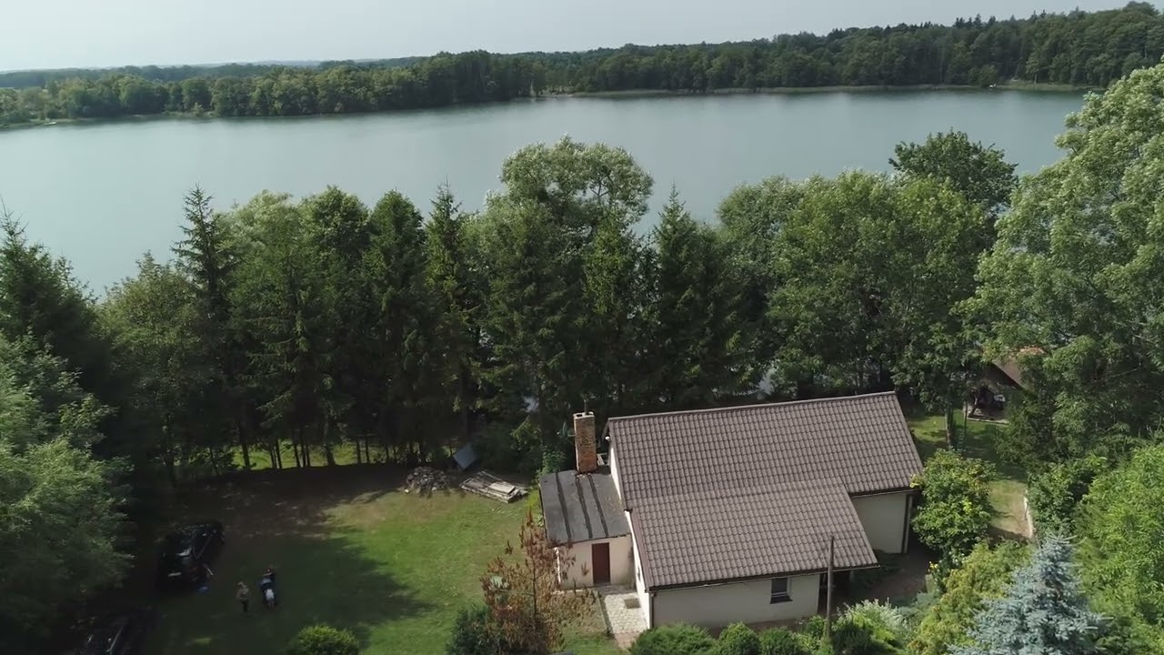 Dom z linią brzegową Ublik