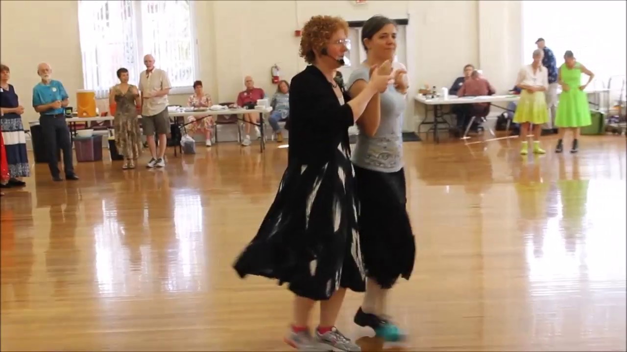 Illusion turn and tandem turns
