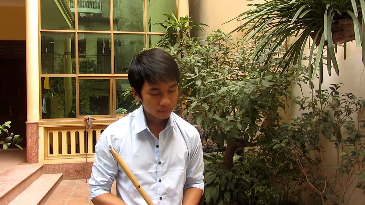 Chào em cô gái lam hồng : sáo trúc Mão Mèo