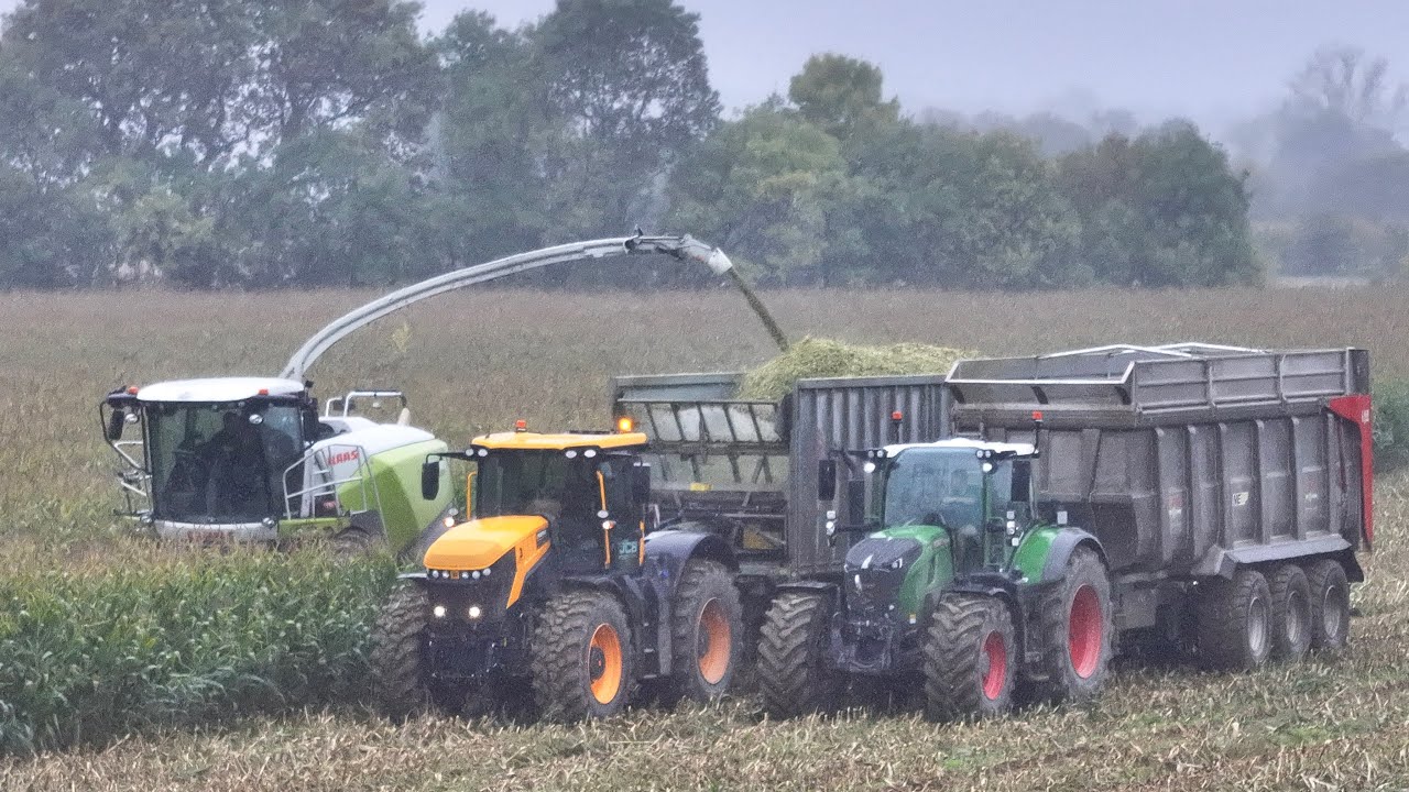 Ensilage de maïs 🌽/ CLAAS JAGUAR 970 / FASTRAC 8300 / LAIRE ⚫️ / ETA COUVERT 