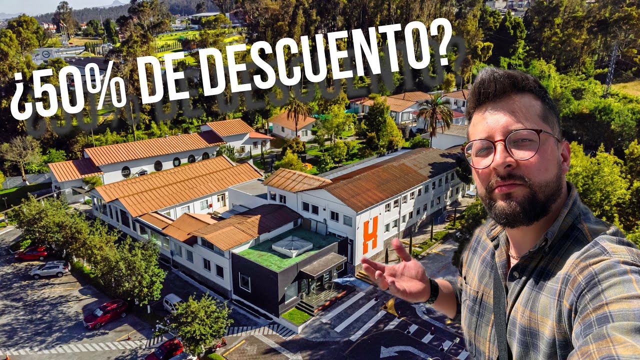 Estudian en MEDIO de la NADA 🇪🇨 “Universidad Hemisferios”