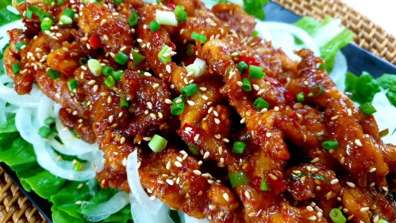 저렴한 앞다리살로 처음 먹어본 맛에 식구들이 2그릇씩 비우고 맛있다고 박수를 칩니다😄