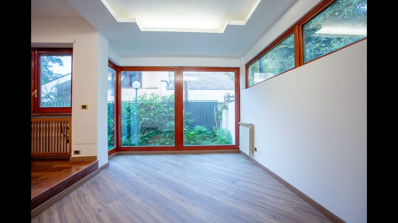 Villa Elegante e Rifinita in Via Mario Fani | Elegant and Finished Villa in Via Mario Fani