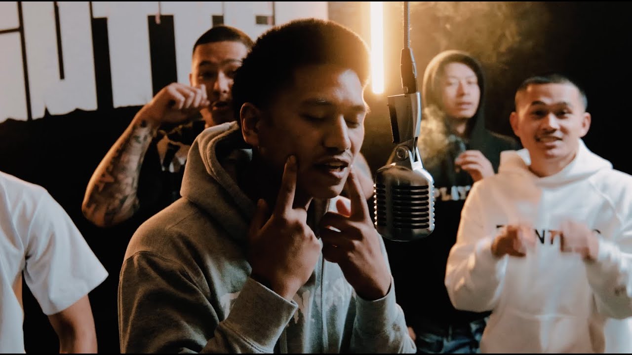 TopRankGang - ARMED & DANGEROUS | Live From The Gutter Studio Performance