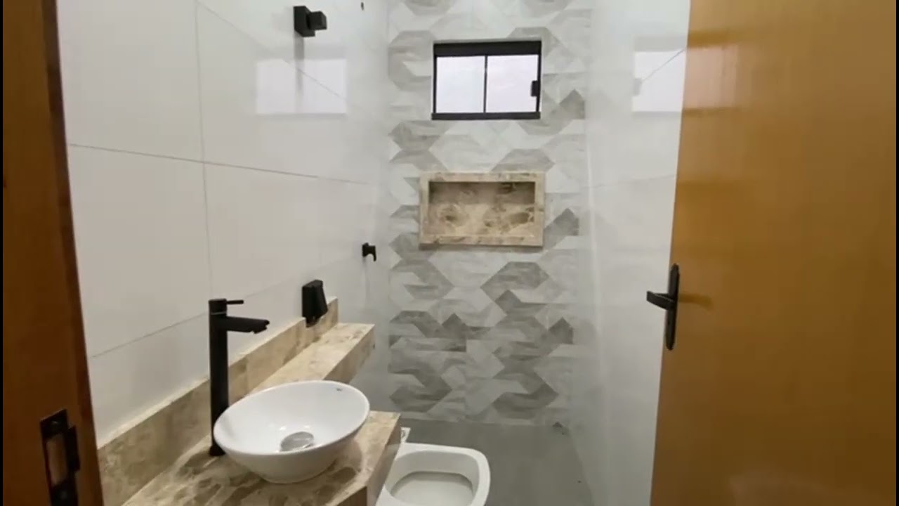 CASA À VENDA NO RESIDENCIAL VICTOR BRAGA.